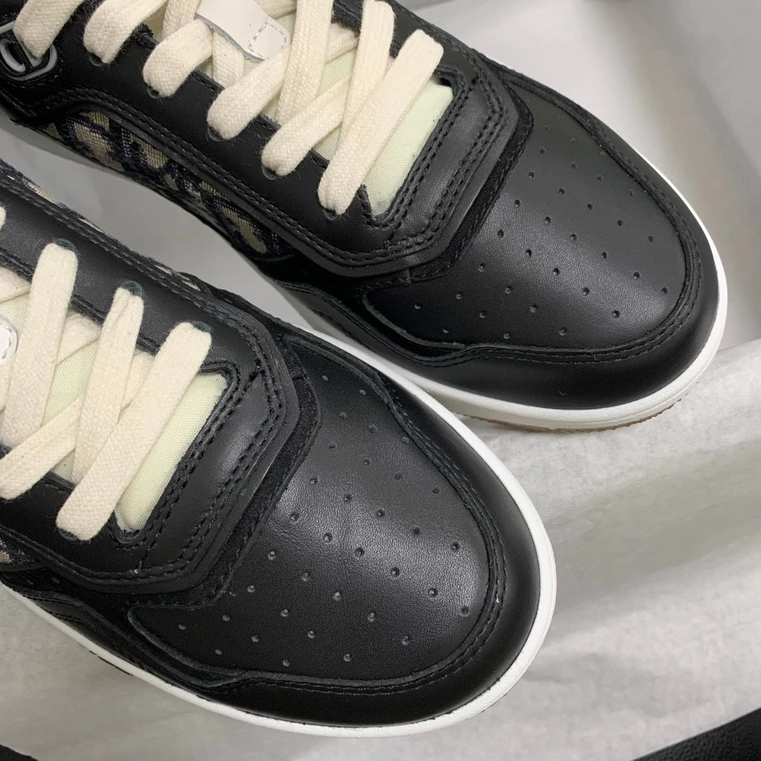 B27 Low Black Oblique Sneakers