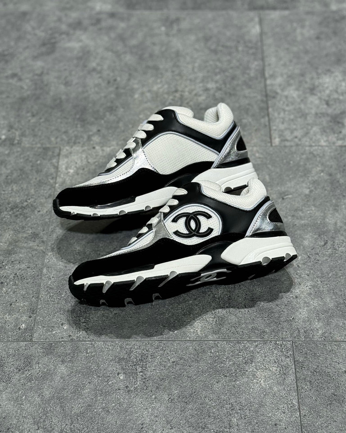 White Mesh Colourblock Chunky - Women's