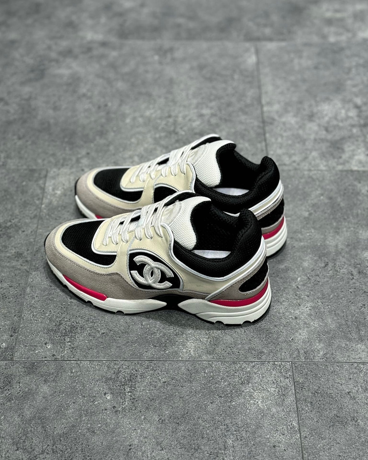 White Mesh Colourblock Chunky - Women's