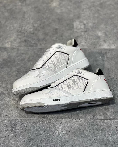 B27 Low White and Red Sneakers