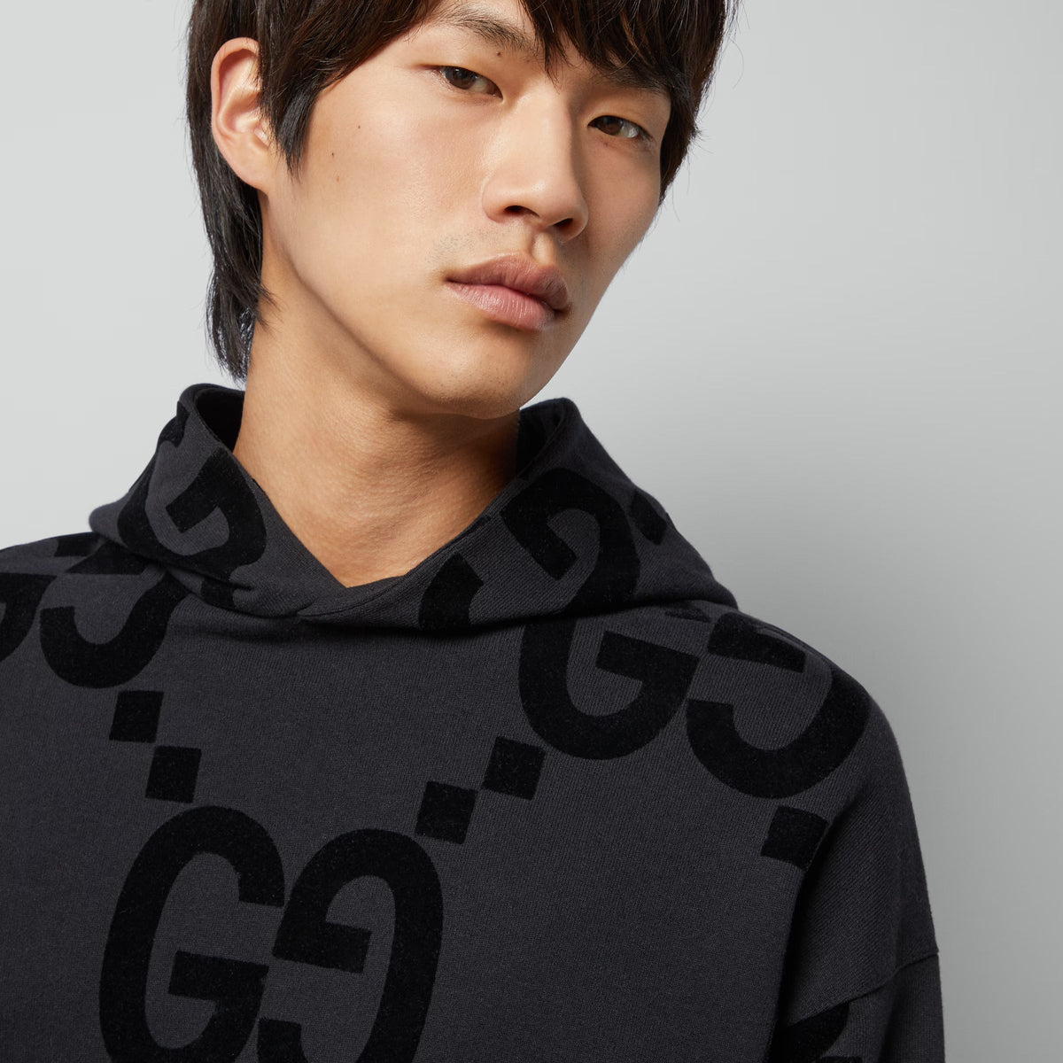 Gg Flocked Print Cotton Fleece Sweatshirt – gG flocked print black cotton jersey fleece Fixed hood Dropped shoulder Rib trim – LUX VERSE Luxury Designer Fashion Outlet