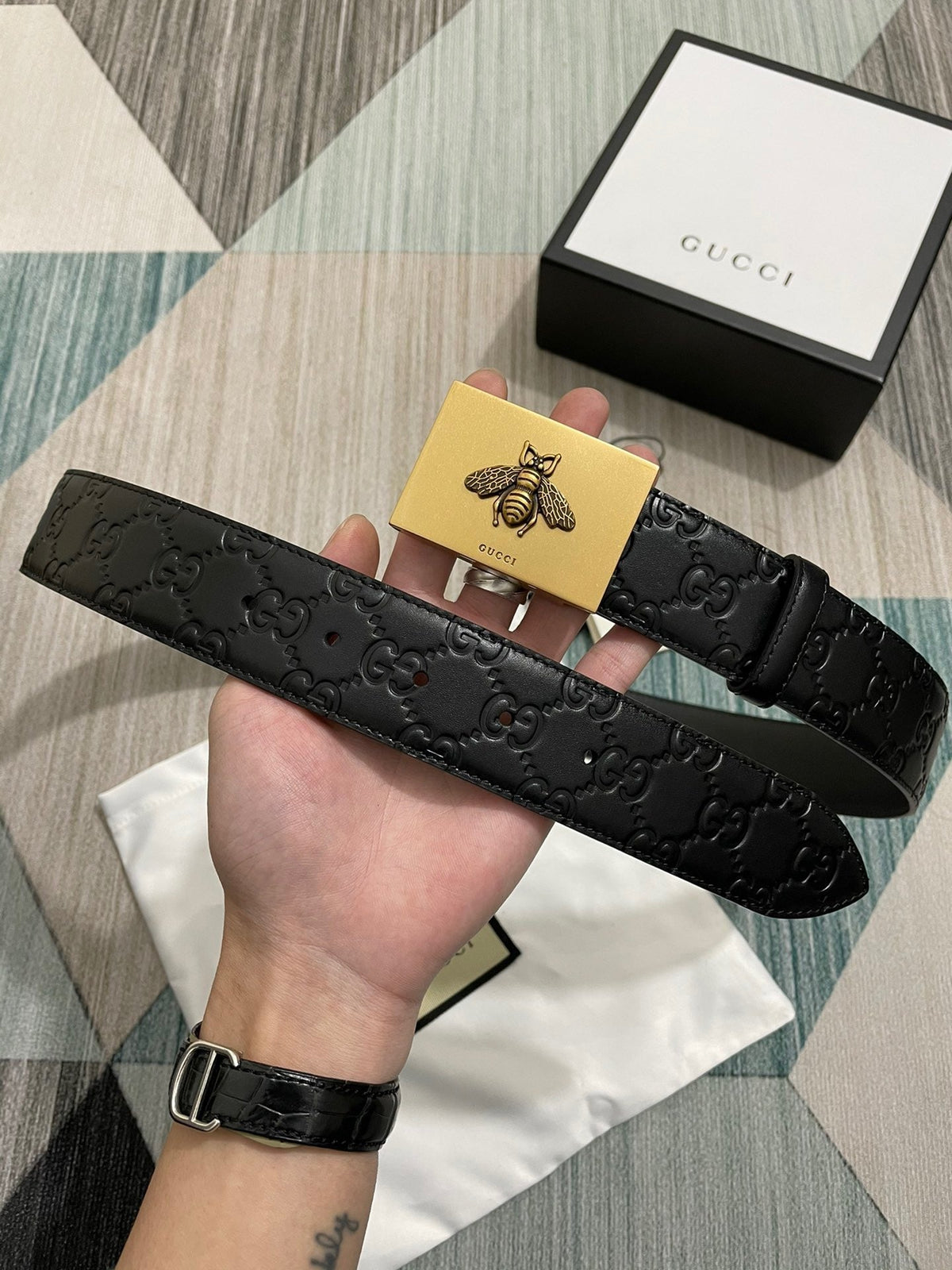 Interlocking G Guccissima Silver Belt