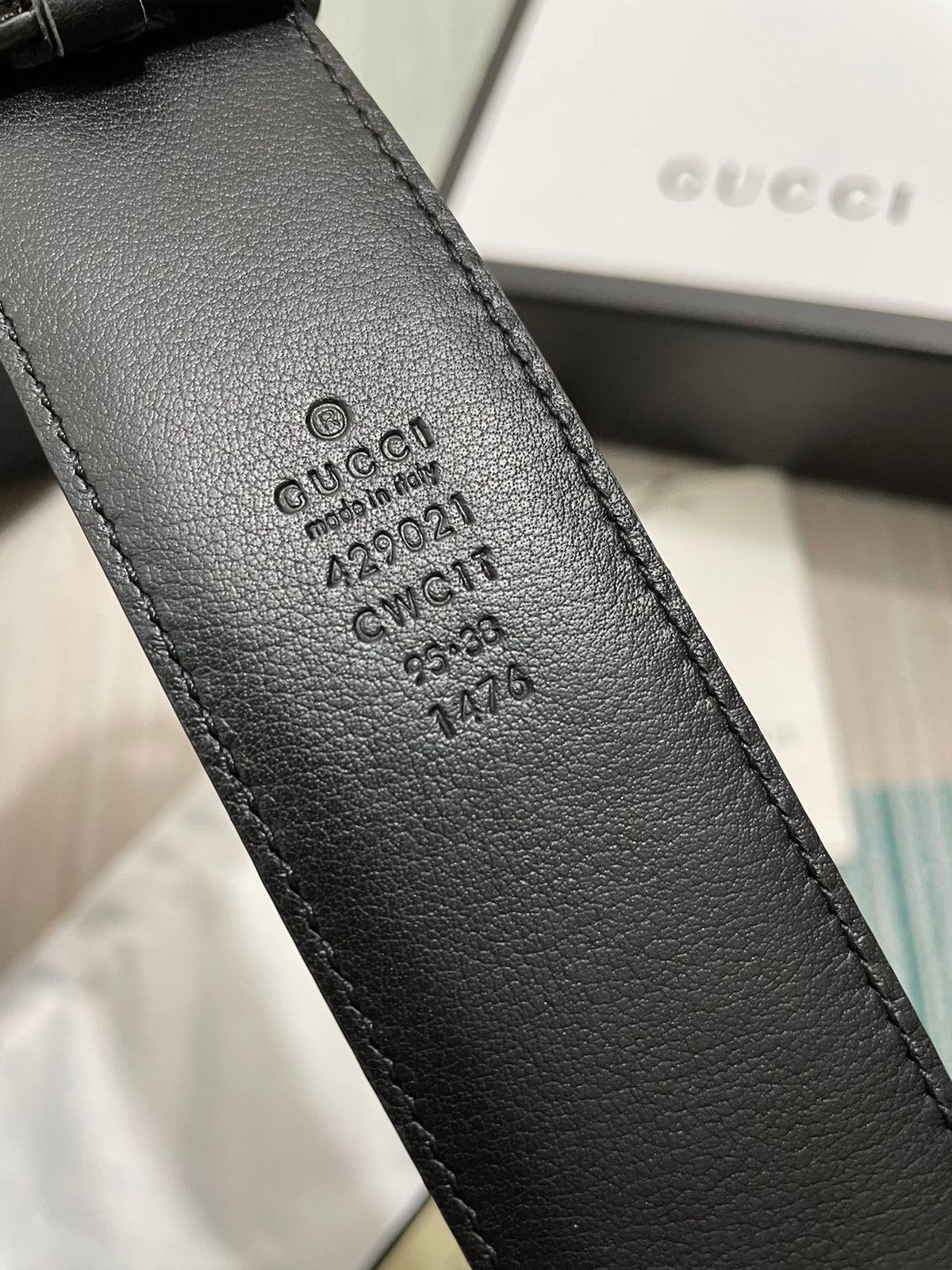 Interlocking G Guccissima Silver Belt