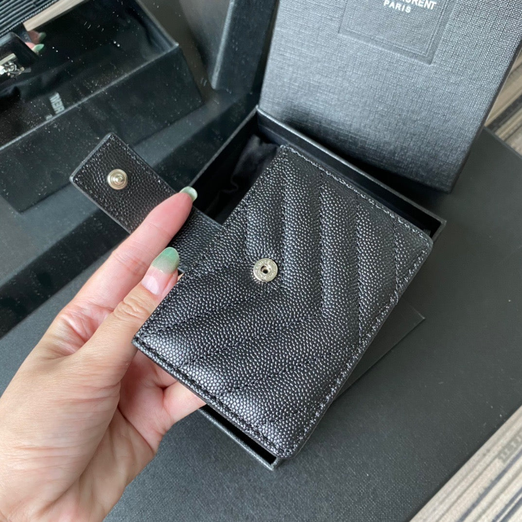 Cassandre Wallet on Chain Shoulder Bag