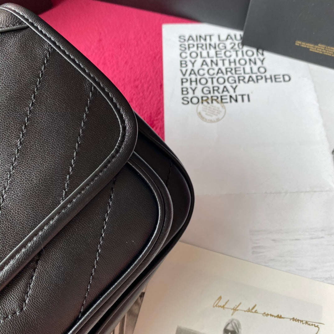 Niki Small Shoulder Bag
