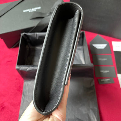 Light Black Clutch