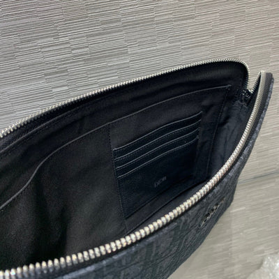 Multicolour Clutch
