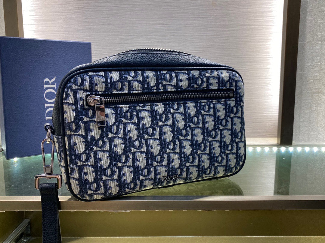 Multicolour Clutch