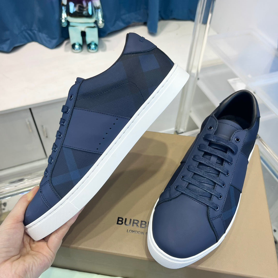Navy Leather Contrast Sole Low-Top - Men's