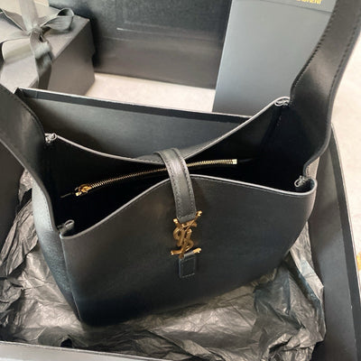 Black Bucket Bag