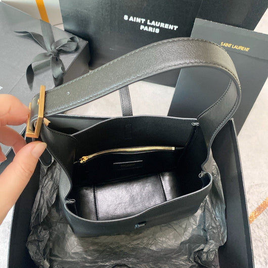 Black Bucket Bag