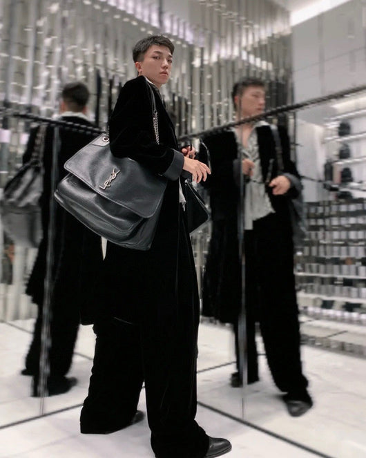 Niki Grained Shoulder Bag