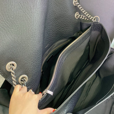 Niki Grained Shoulder Bag