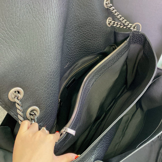 Niki Grained Shoulder Bag