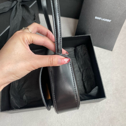 Black Clutch