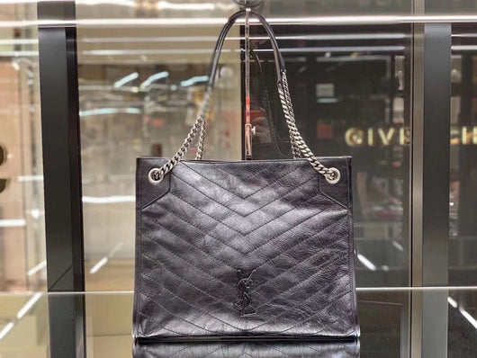 Niki Chain Shoulder Bag