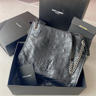 Niki Chain Shoulder Bag