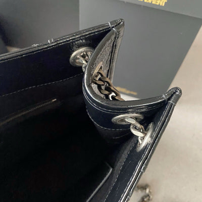 Niki Chain Shoulder Bag