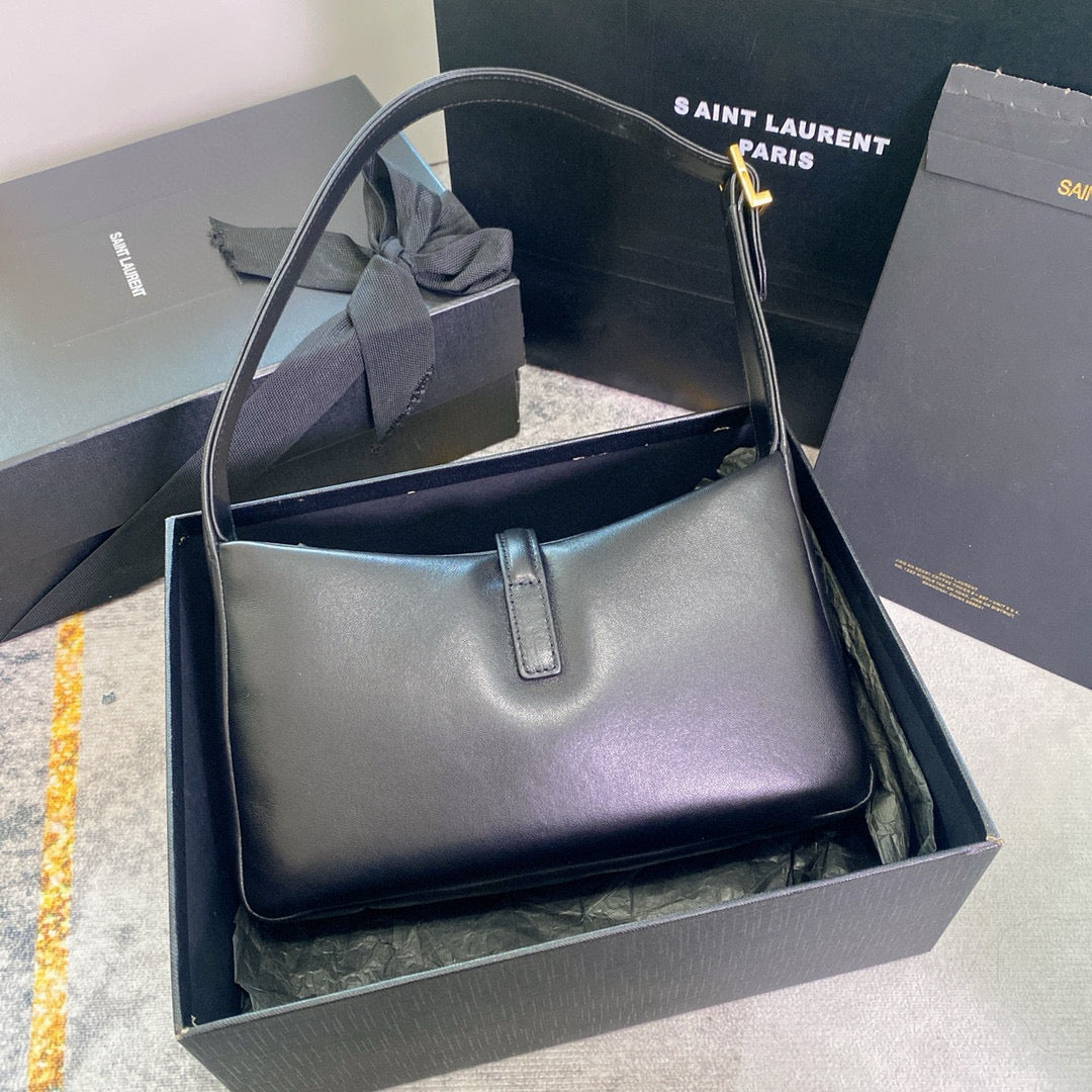 Le 5 a 7 Shoulder Bag
