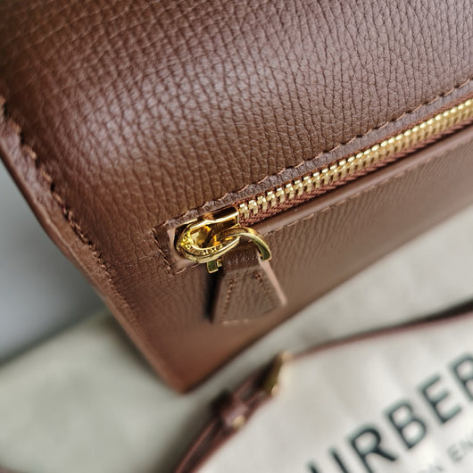 Multicolour Clutch