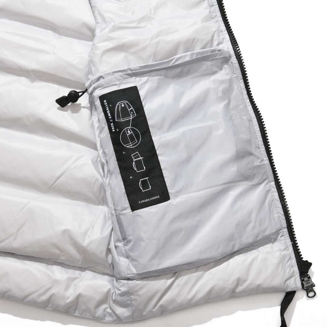 Black Nylon Logo Patch Gilet - Men's
