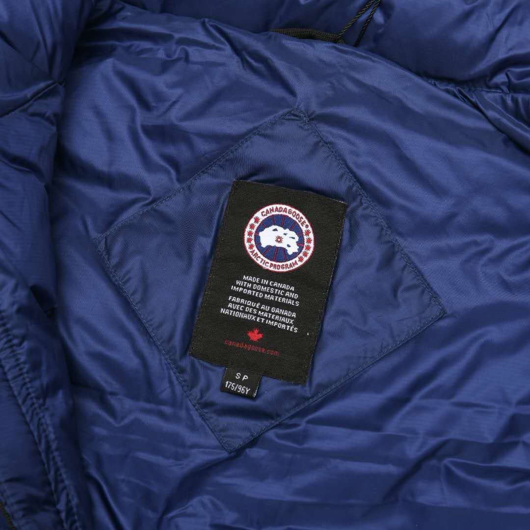 Black Nylon Logo Patch Gilet - Men's