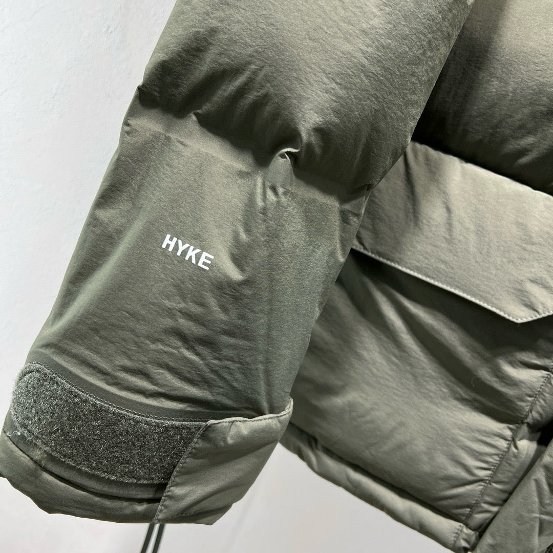 Black and Grey Puffer Jacket - Men's