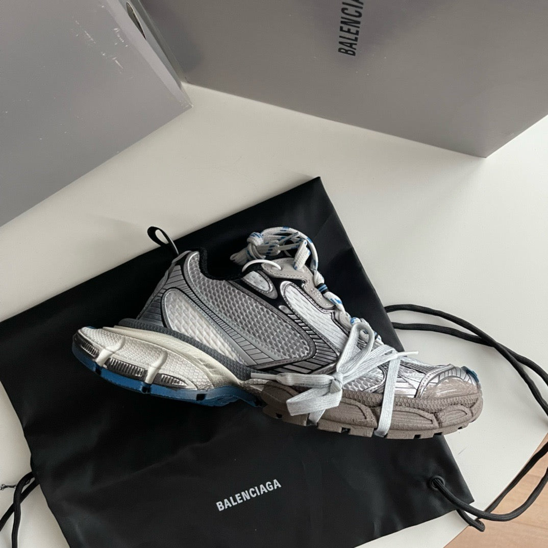 Caged Panel Runner Blue Sneakers