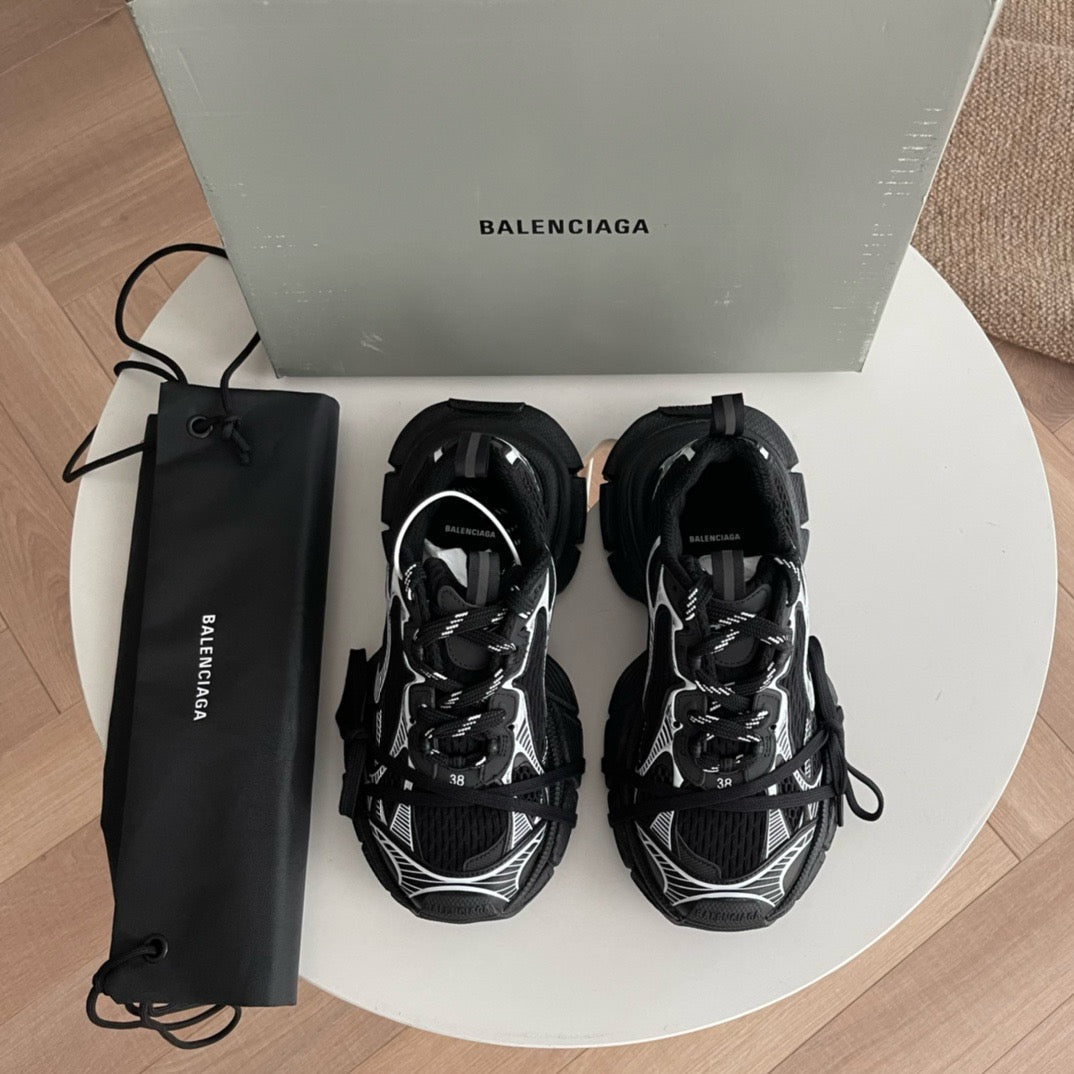 Caged Panel Runner Black and Silver Sneakers