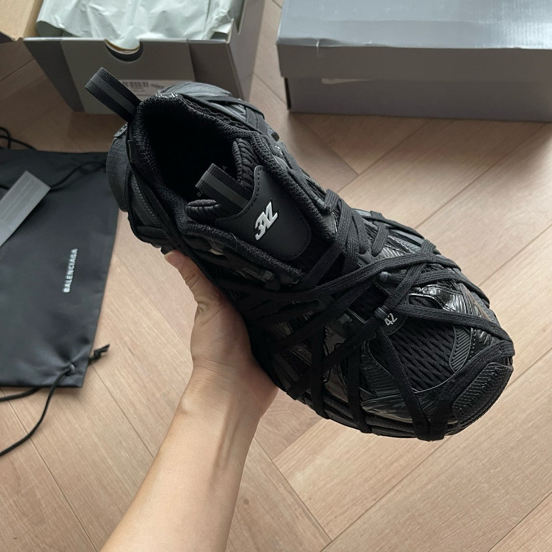Caged Panel Runner Black Sneakers