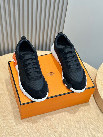 Navy Leather Contrast Sole Low-Top - Men's