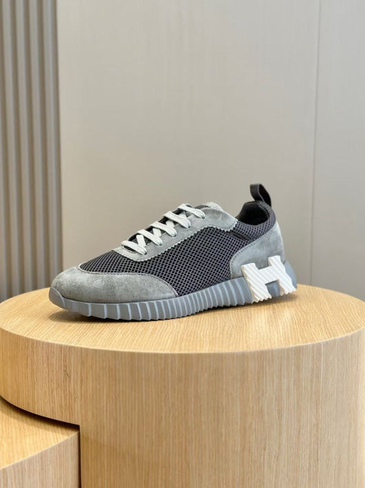 Navy Leather Contrast Sole Low-Top - Men's