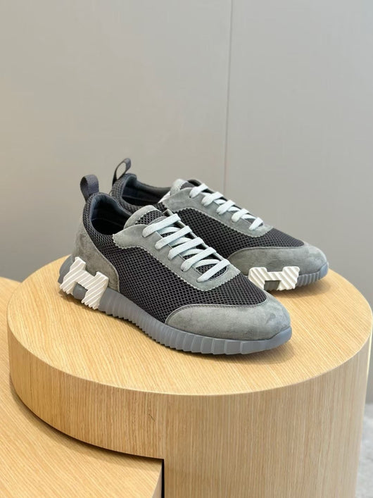Navy Leather Contrast Sole Low-Top - Men's