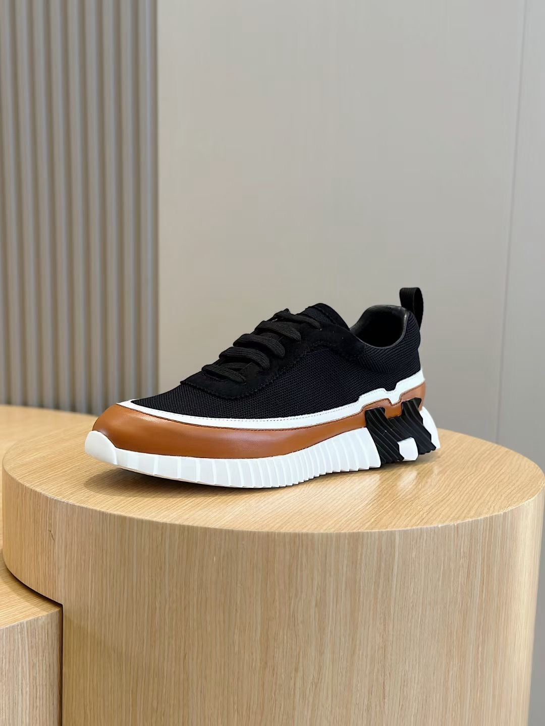 Navy Knit Contrast Sole Runner - Men's