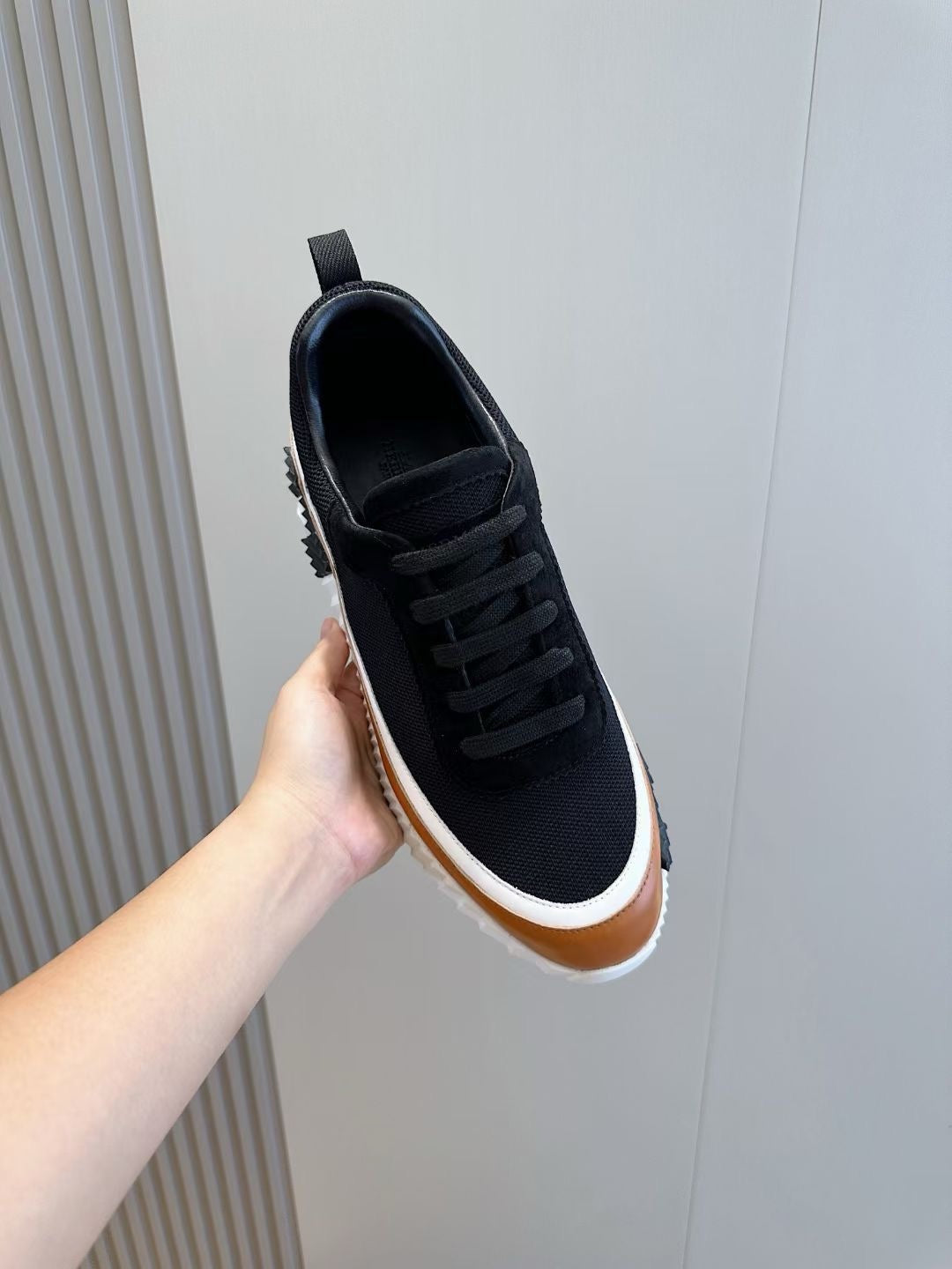 Navy Knit Contrast Sole Runner - Men's