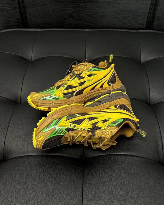 Black Mesh Graphic Chunky - Men's