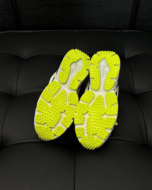 Black Mesh Graphic Chunky - Men's