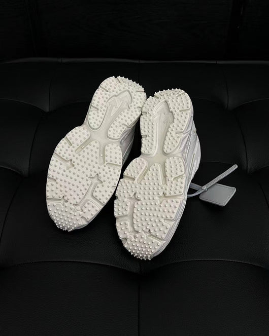 Black Mesh Graphic Chunky - Men's