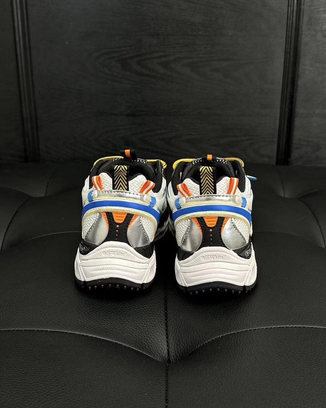 White Mesh Graphic Chunky - Men's
