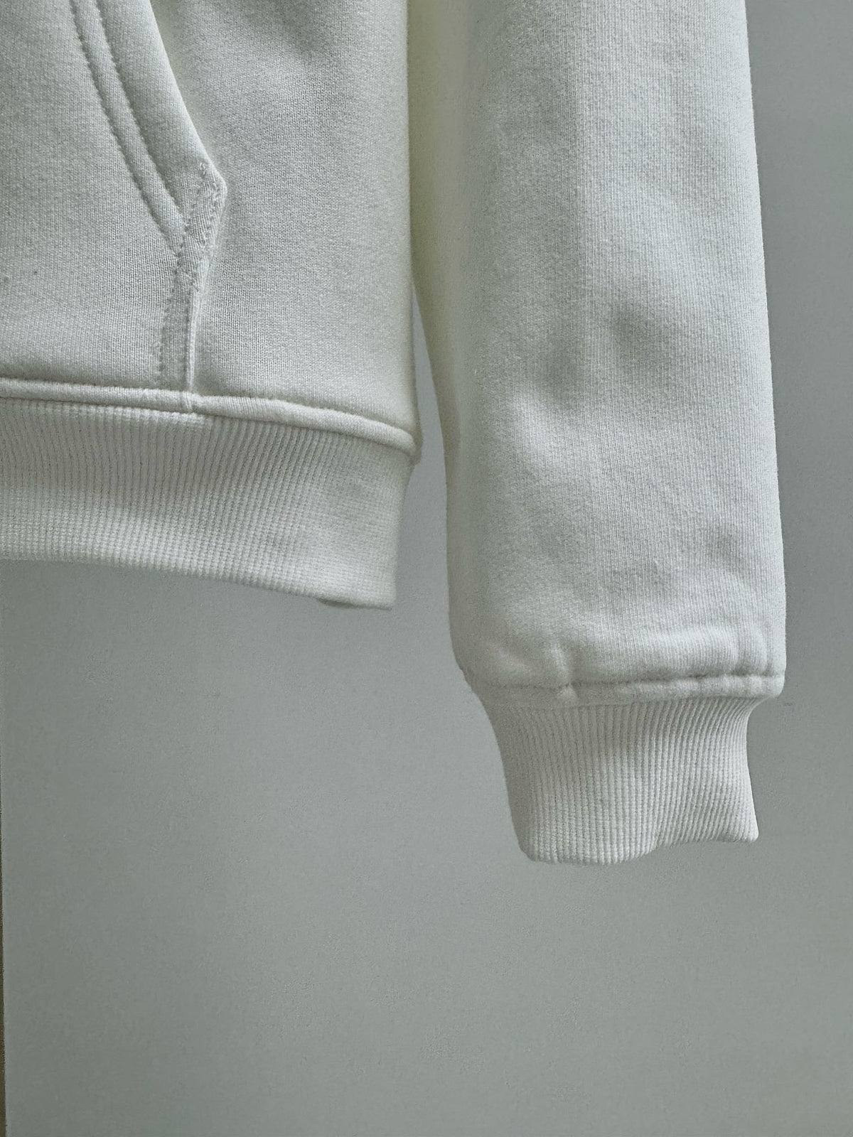 Black Cotton Chest Text Pullover - Men's