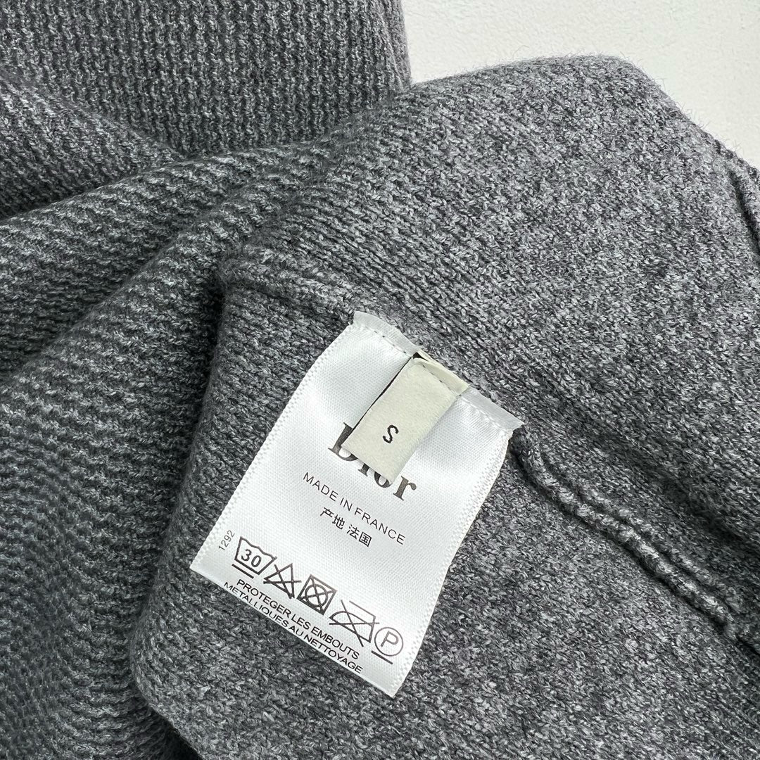 Grey Knit Plain Long-Sleeve - Men's