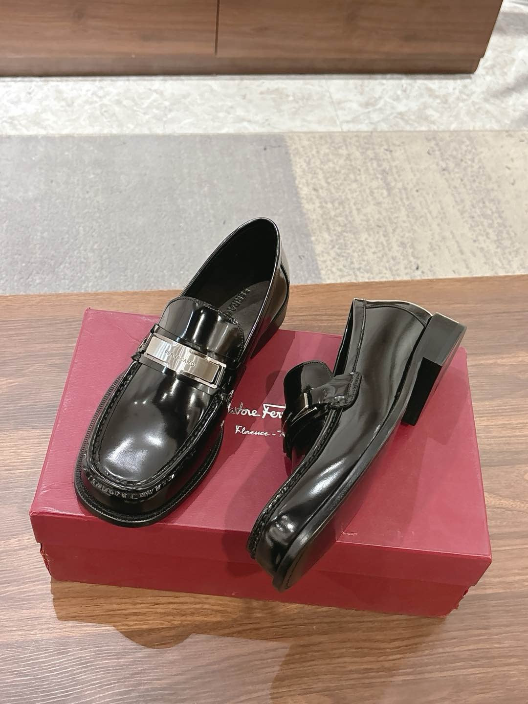 Black Leather Chunky Sole Loafer - Men's