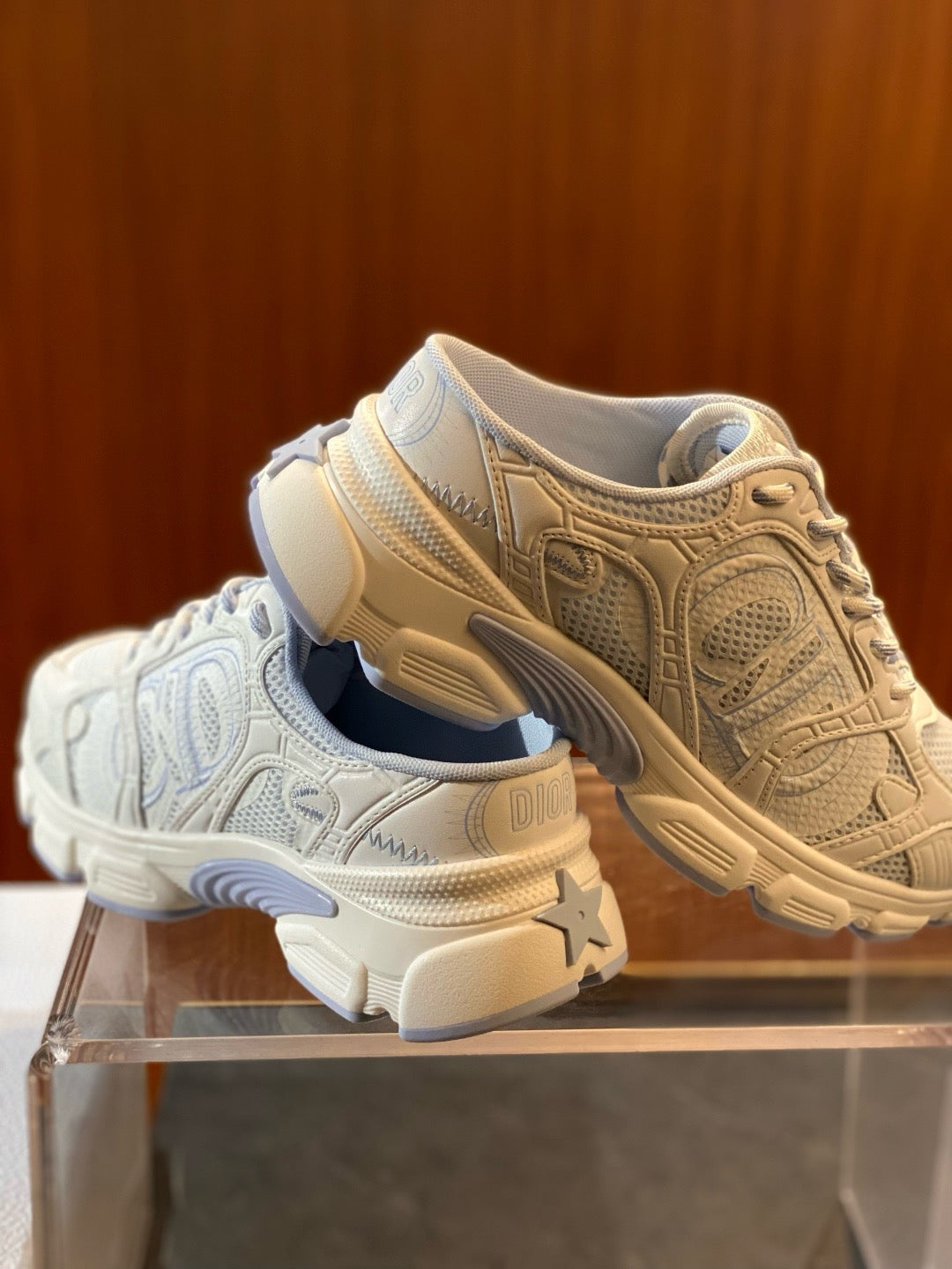 Grey Mesh Print Runner - Women's
