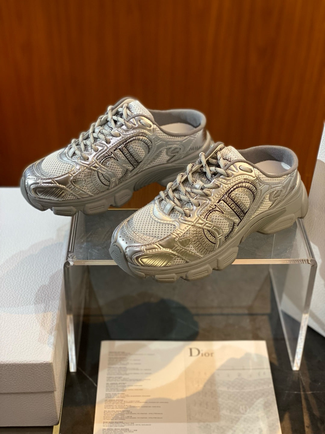 Grey Mesh Print Runner - Women's