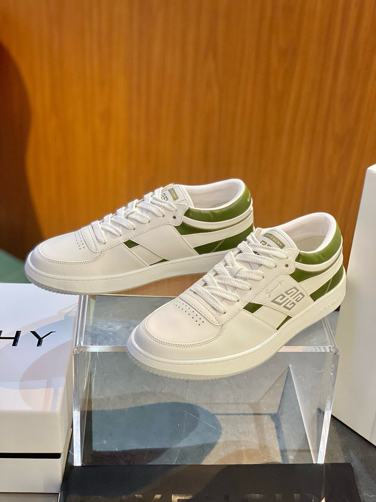 Cream Leather Colourblock Low-Top - Men's
