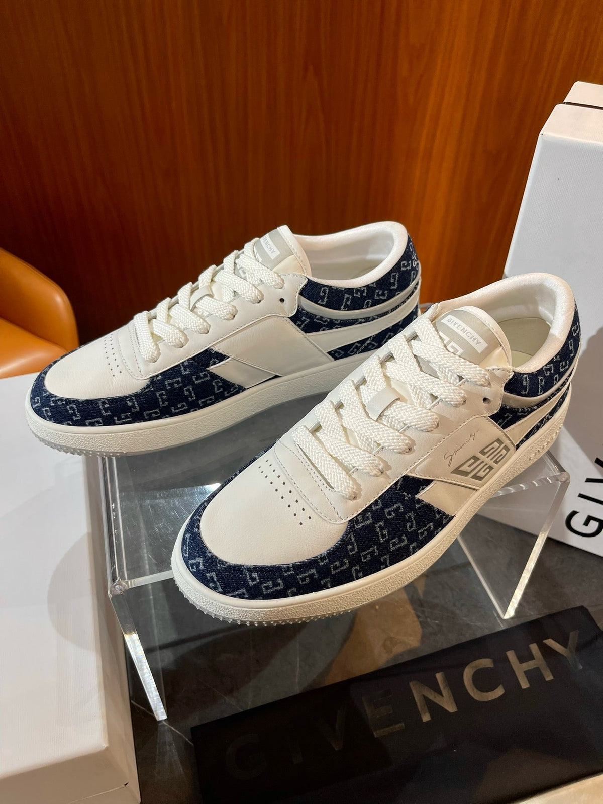 Cream Leather Panelled Low-Top - Men's