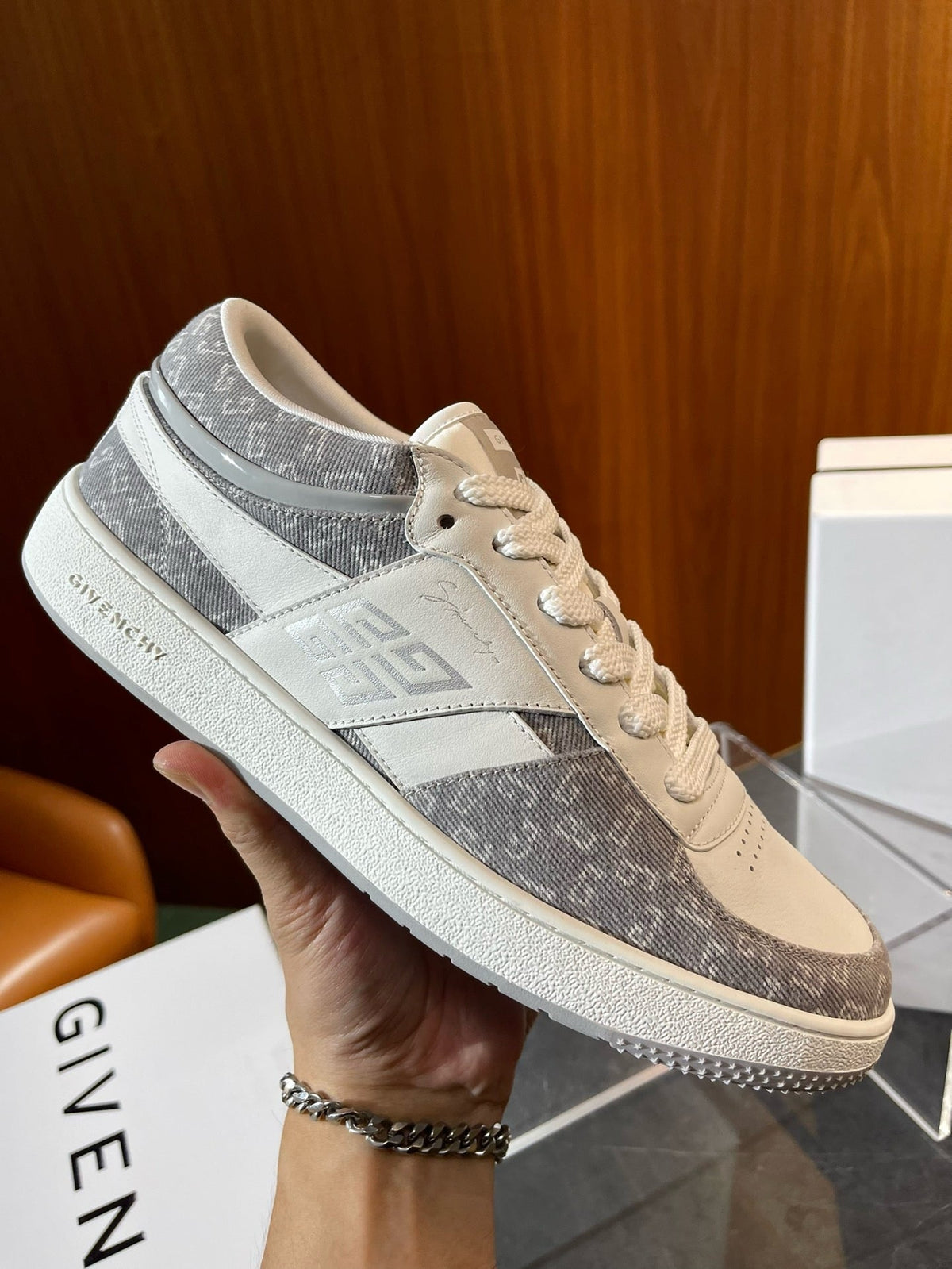 Cream Leather Panelled Low-Top - Men's
