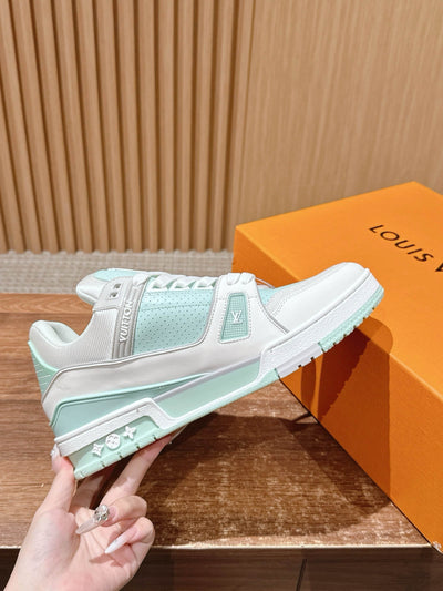 Trainer Pink
