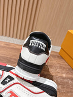 Trainer Red and White