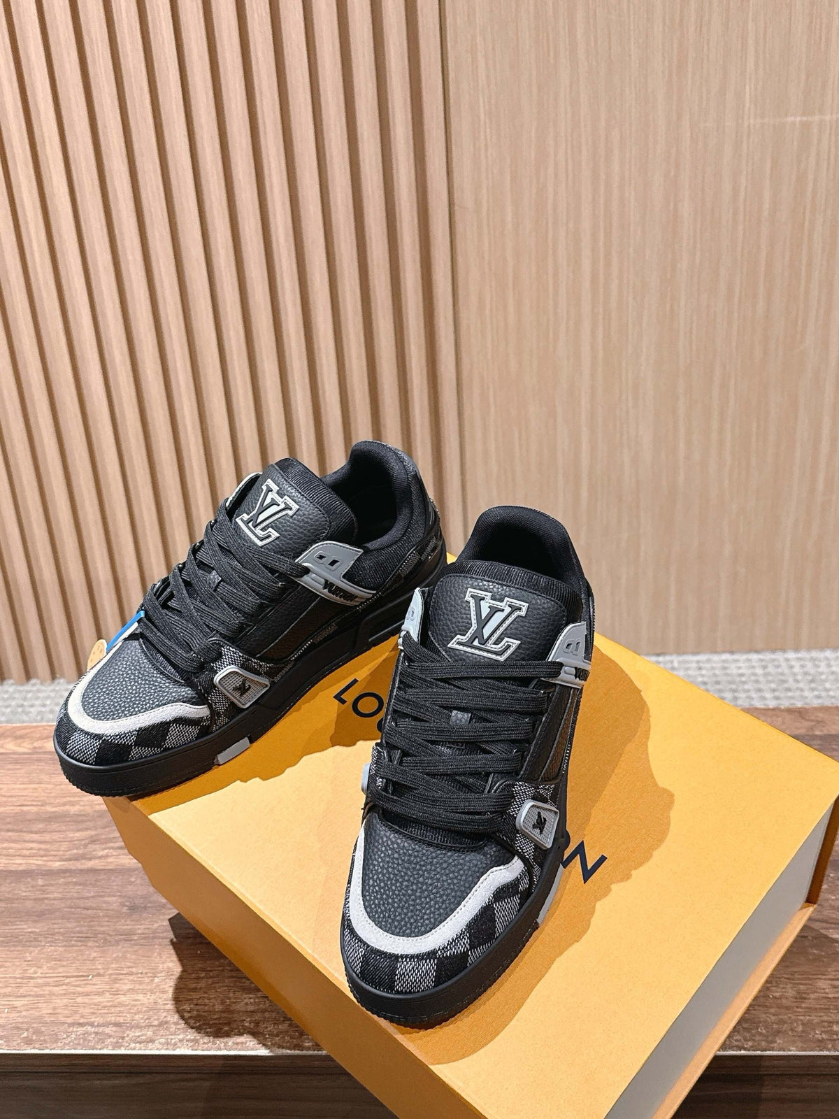 Trainer Monogram Denim